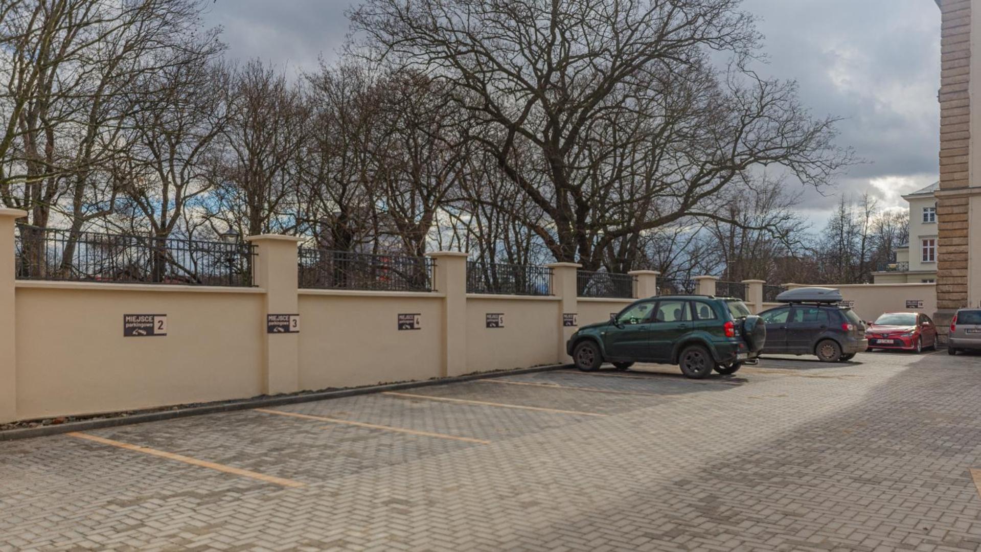 Vacationclub - Old Town Apartament 15 Klodzko Bagian luar foto